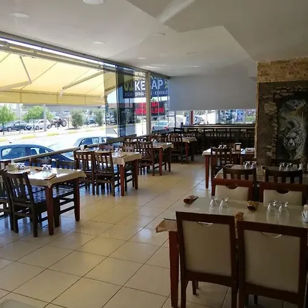 Grand See Day 酒店